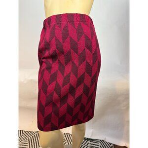 St. John Collection Cranberry/Black Chevron Wool & Rayon Skirt K716335 Size 4
